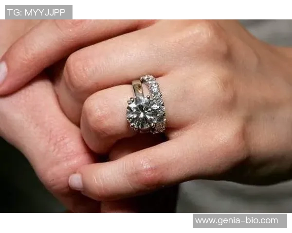 足球球星婚戒背后的故事与象征意义揭秘 足球球星婚戒背后的故事与象征意义揭秘